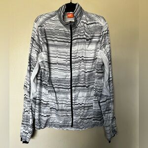 PUMA Women's Black and White Lightweight Jacket